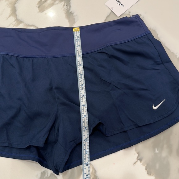 - 🩳NWT Nike Swim shorts dark blue shorts with built in panty.  Size XL - Picture 3 of 6